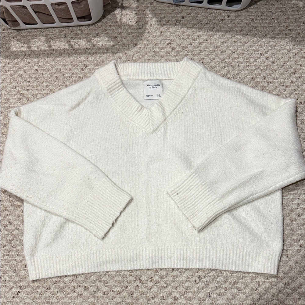 Abercrombie Cream V-Neck Sweater
